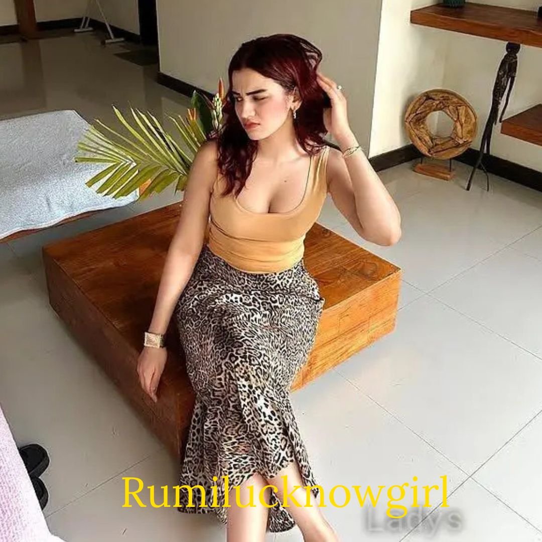 Hot Model escorts near Lucnow bypass